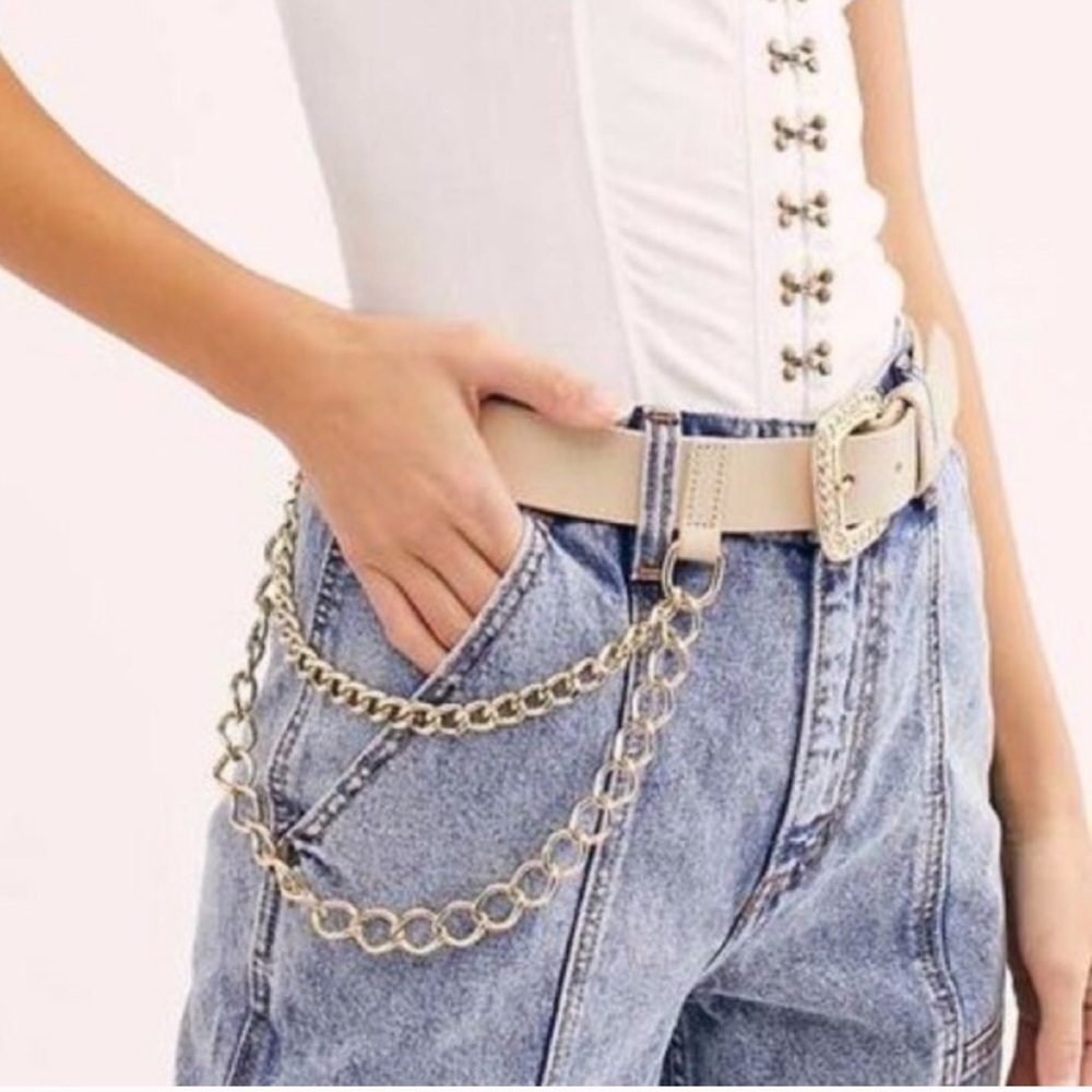Free People Kennedy Cream Chain Belt